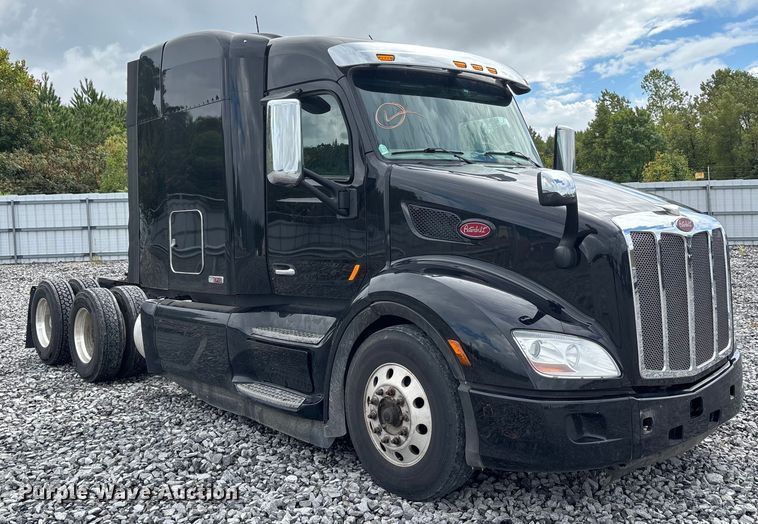 CAMIóN CAMAROTE 2019 PETERBILT