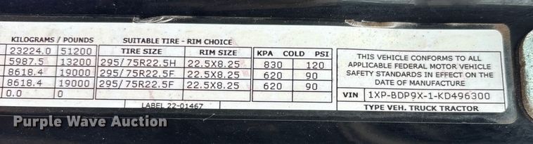 image for item YA0950 2019 Peterbilt 579 semi truck