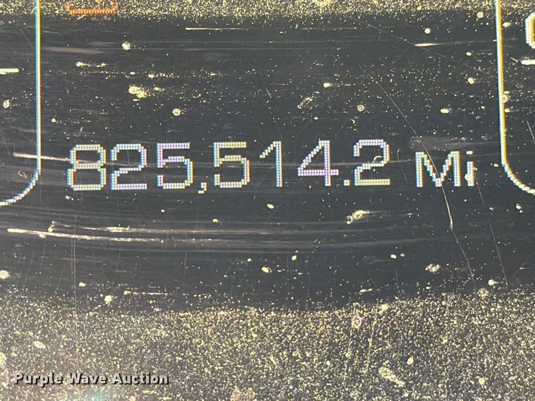 image for item YA1016 2016 Kenworth T680 semi truck