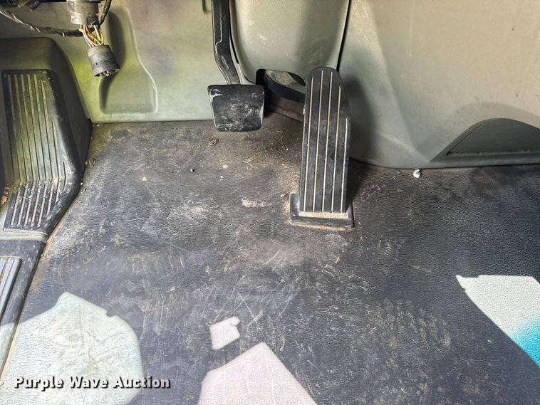 image for item YA1016 2016 Kenworth T680 semi truck