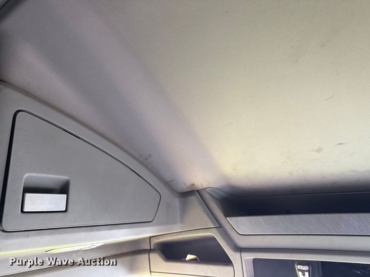 image for item YA1016 2016 Kenworth T680 semi truck