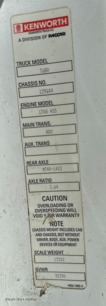 image for item YA1016 2016 Kenworth T680 semi truck