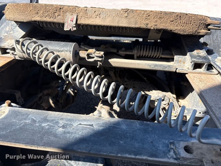 image for item YA1025 2017 Kenworth T680 semi truck