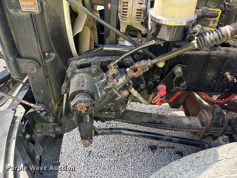 image for item YA1025 2017 Kenworth T680 semi truck