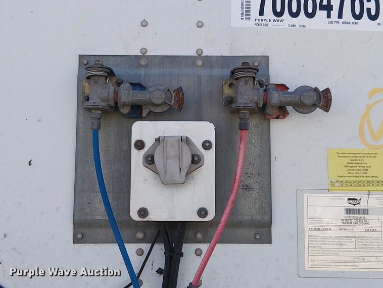 image for item YA1034 2018 Wabash DVCVHPC dry van trailer