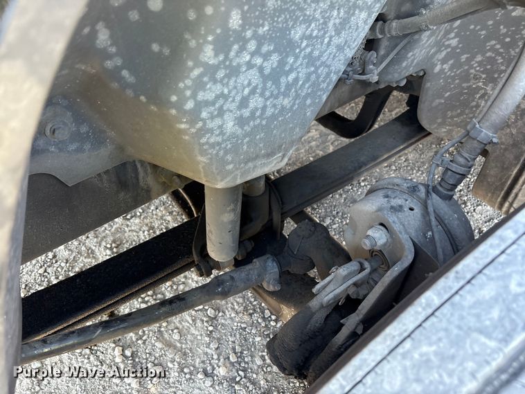 image for item YA1037 2019 Volvo VNL semi truck