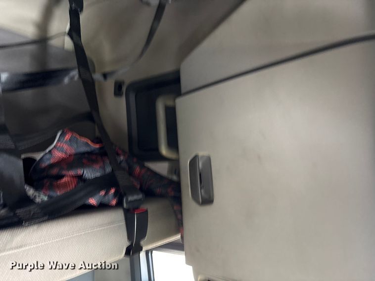 image for item YA1037 2019 Volvo VNL semi truck