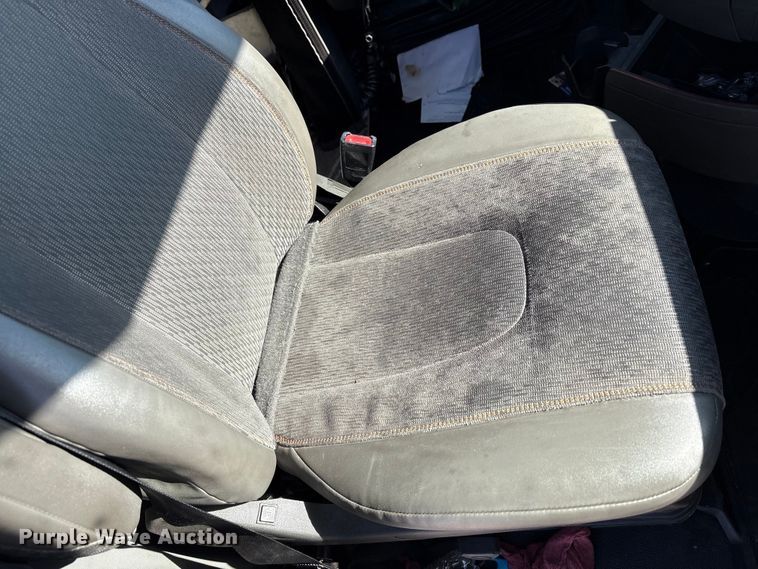 image for item YA1037 2019 Volvo VNL semi truck