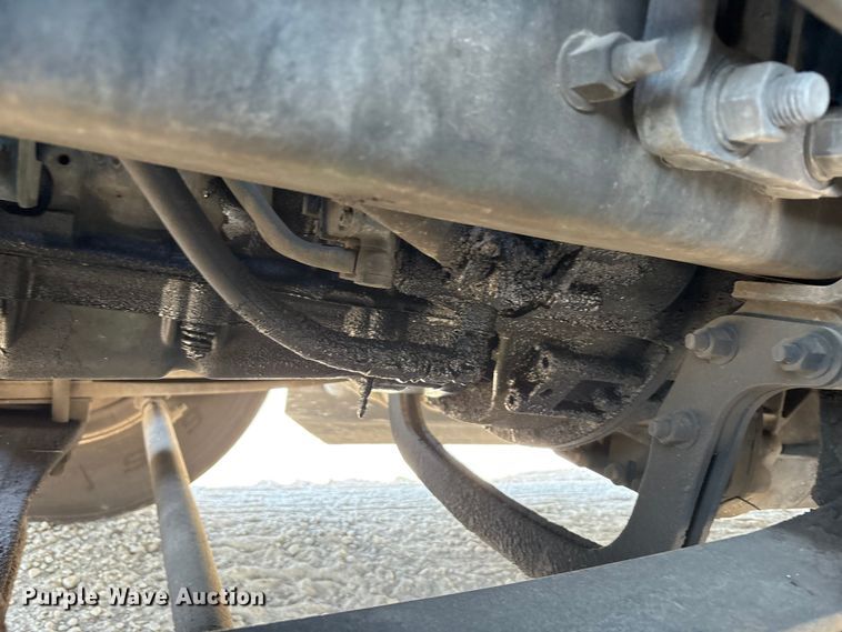 image for item YA1037 2019 Volvo VNL semi truck