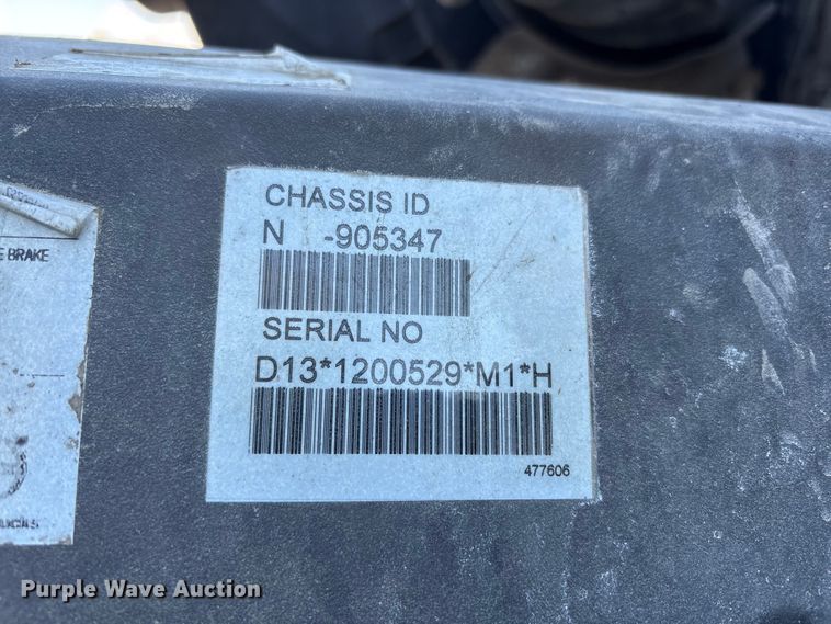 image for item YA1040 2019 Volvo VNL semi truck