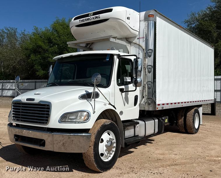 2017 Freightliner Business Class M2