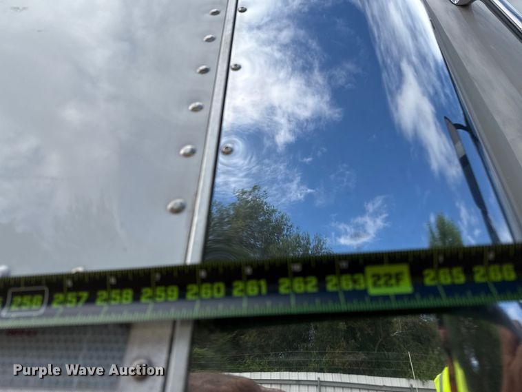 image for item YA1053 2017 Freightliner Business Class M2 refrigerated truck