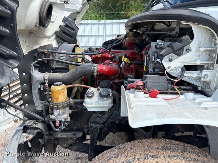 image for item YA1053 2017 Freightliner Business Class M2 refrigerated truck