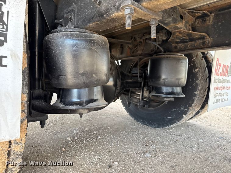 image for item YA1053 2017 Freightliner Business Class M2 refrigerated truck