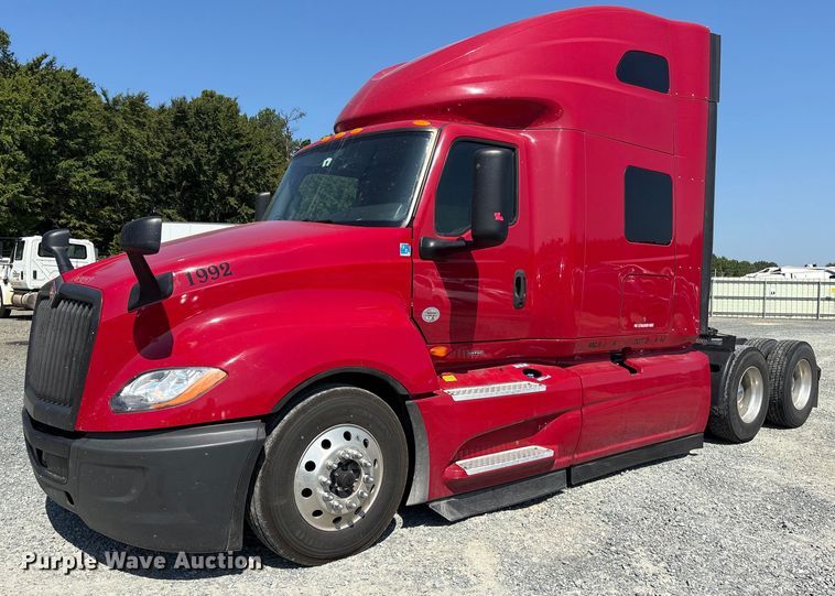 2021 International LT625