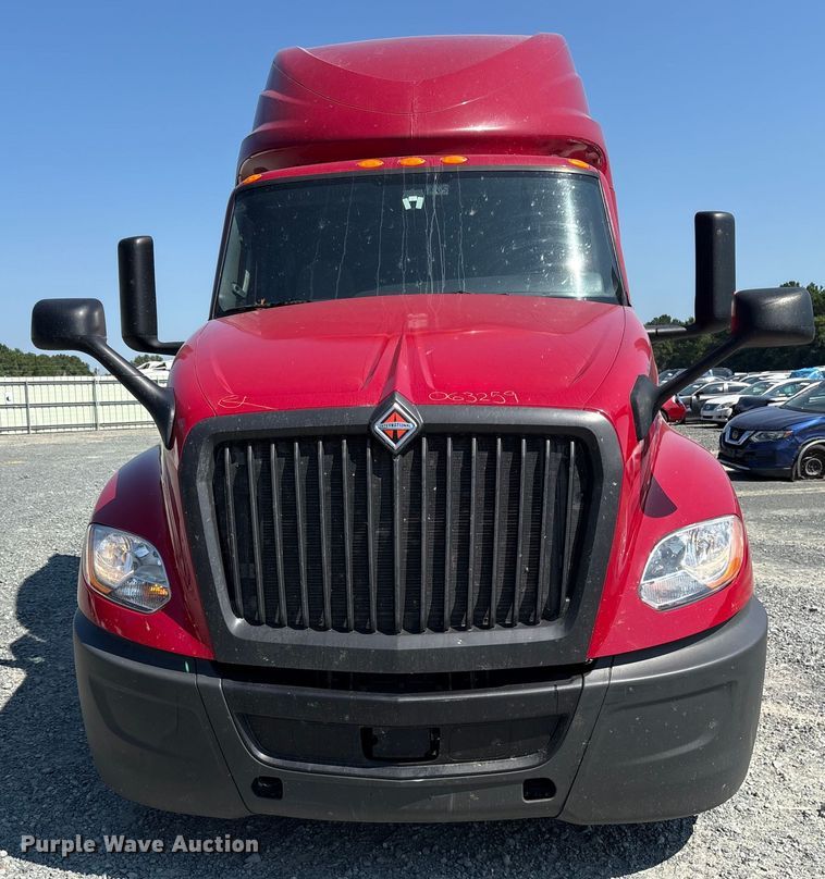 CAMIóN CAMAROTE 2021 INTERNATIONAL