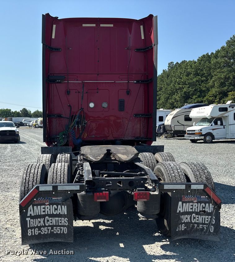 image for item YA1087 2021 International LT625 semi truck