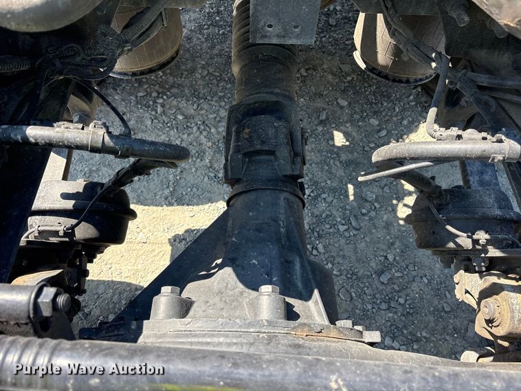 image for item YA1087 2021 International LT625 semi truck