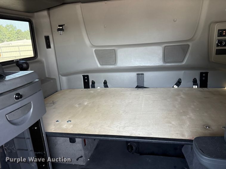 image for item YA1087 2021 International LT625 semi truck