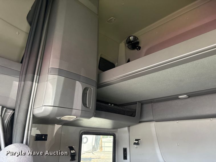 image for item YA1087 2021 International LT625 semi truck