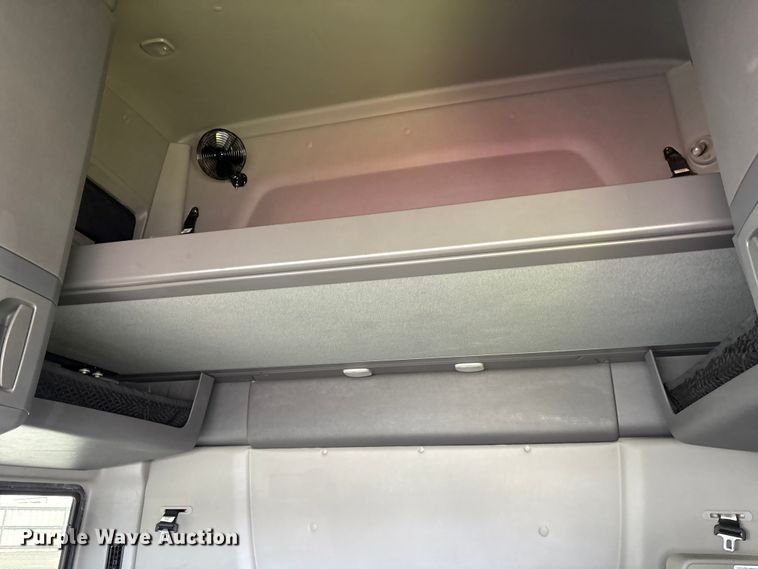 image for item YA1087 2021 International LT625 semi truck