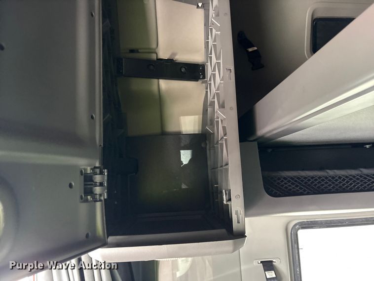 image for item YA1087 2021 International LT625 semi truck