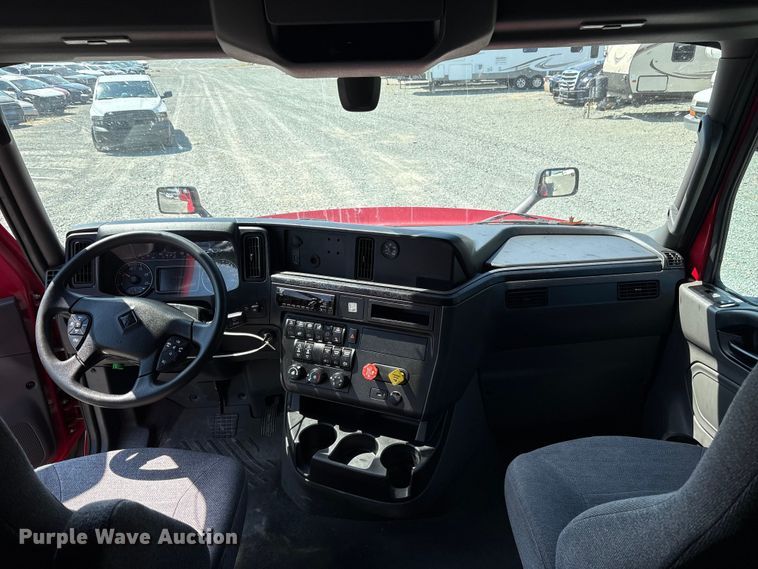 image for item YA1087 2021 International LT625 semi truck