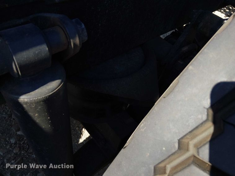 image for item YA1162 2019 Peterbilt 579 semi truck