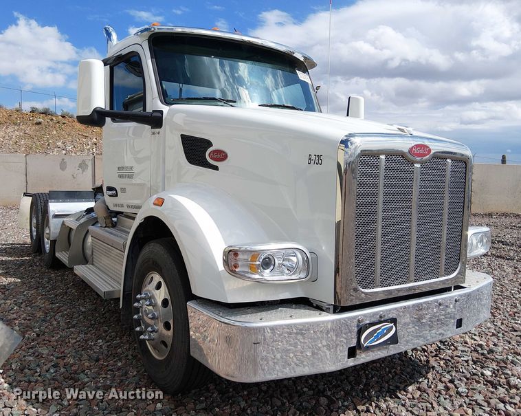 CAMIóN 2024 PETERBILT