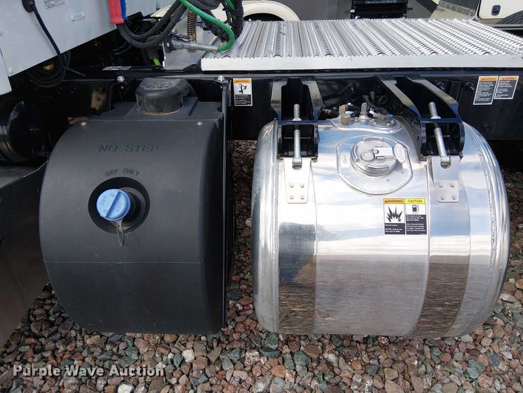 image for item YA1228 2024 Peterbilt 567 semi truck