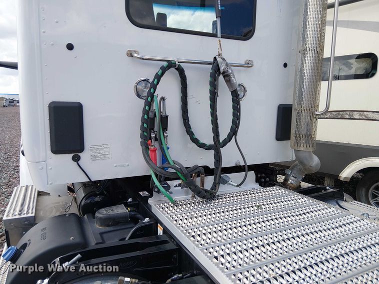 image for item YA1228 2024 Peterbilt 567 semi truck