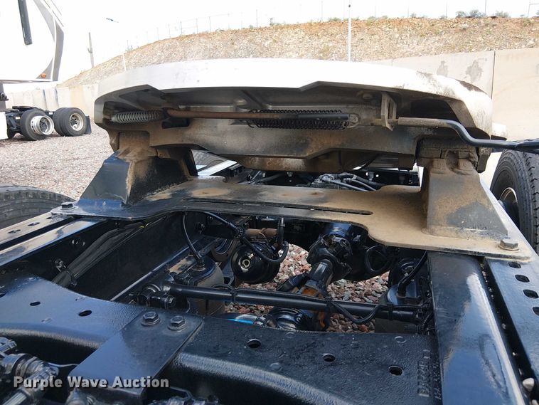 image for item YA1228 2024 Peterbilt 567 semi truck