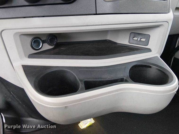 image for item YA1228 2024 Peterbilt 567 semi truck