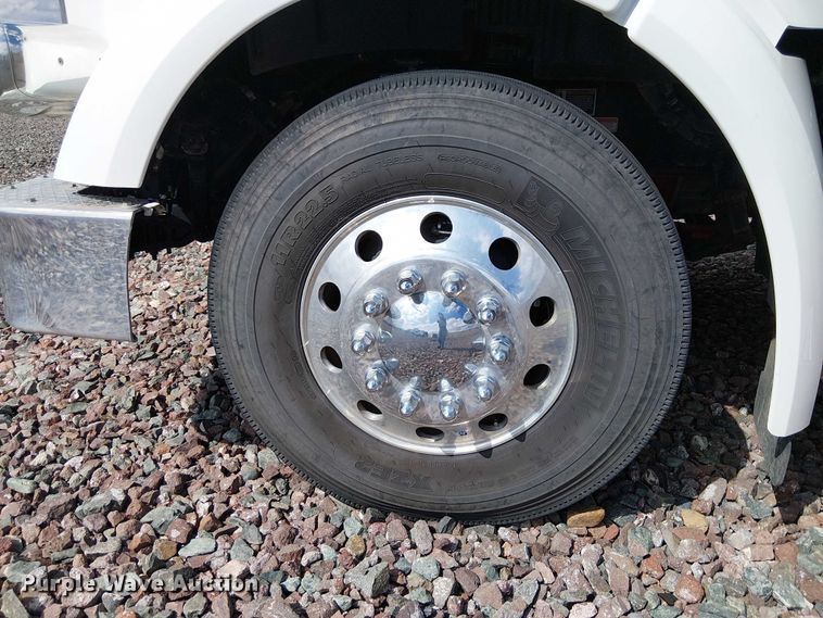 image for item YA1228 2024 Peterbilt 567 semi truck