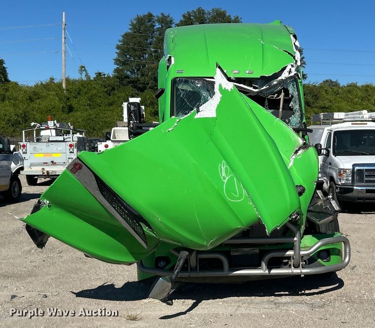 image for item YA1232 2024 Kenworth T680 semi truck