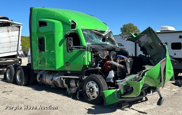 image for item YA1232 2024 Kenworth T680 semi truck