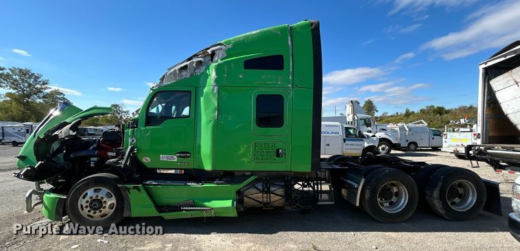 image for item YA1232 2024 Kenworth T680 semi truck