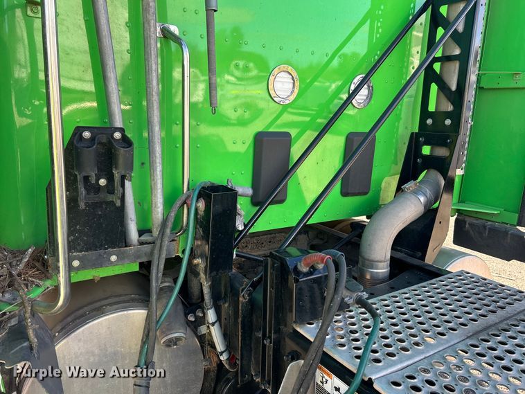 image for item YA1232 2024 Kenworth T680 semi truck