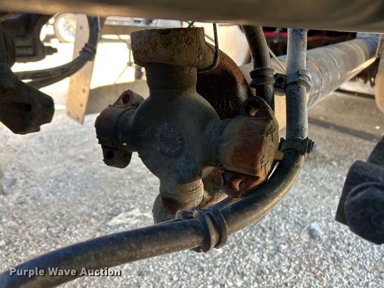 image for item YA1232 2024 Kenworth T680 semi truck