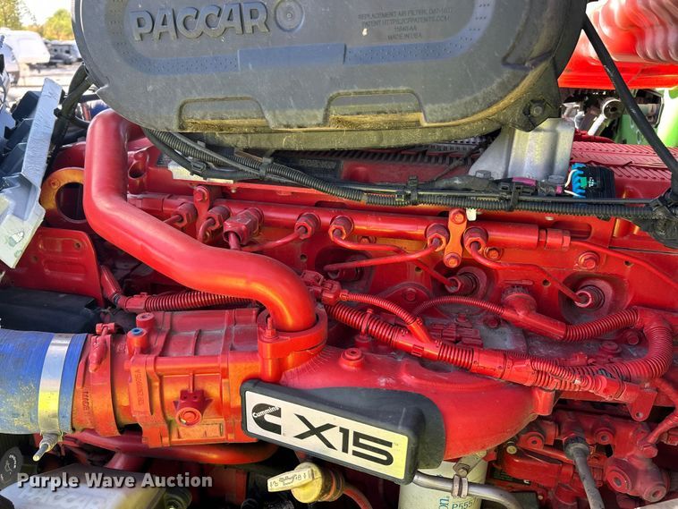 image for item YA1232 2024 Kenworth T680 semi truck