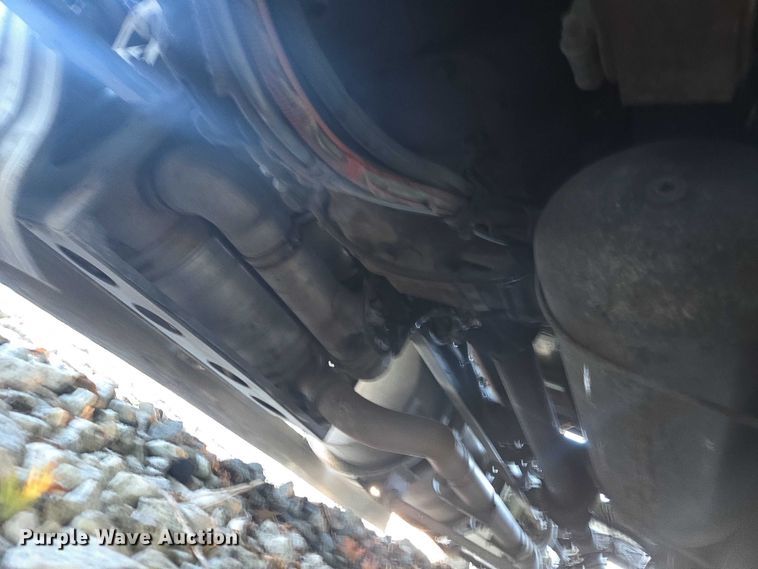 image for item YA1250 2015 Kenworth T680 semi truck