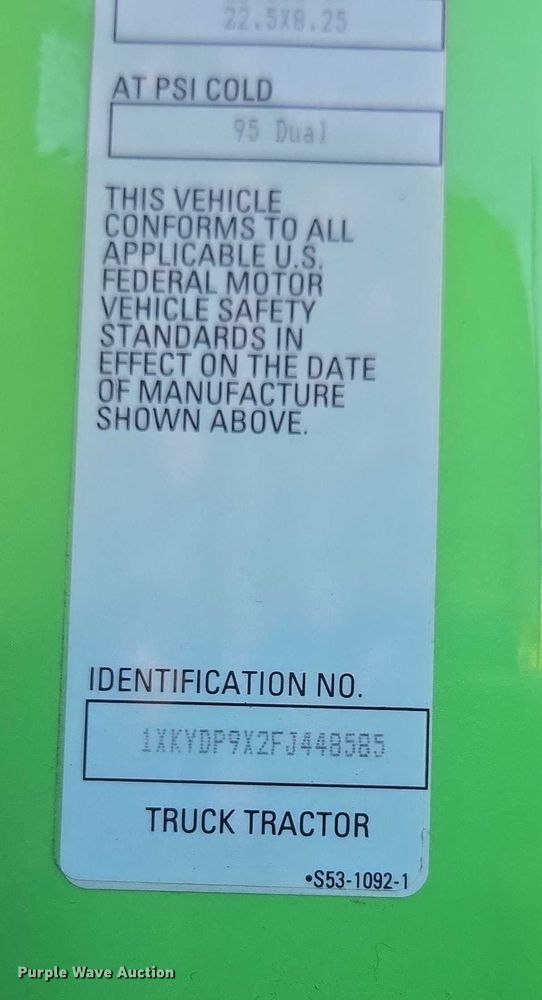 image for item YA1250 2015 Kenworth T680 semi truck