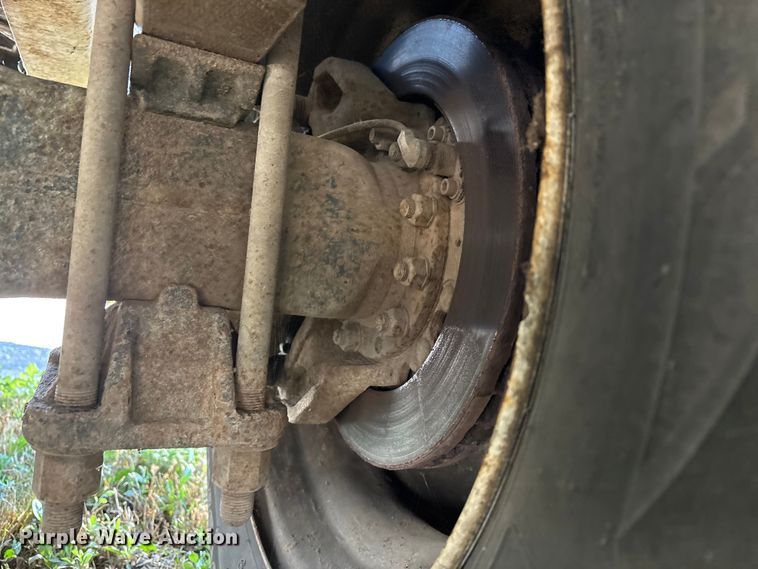 image for item YA1257 2016 Freightliner Business Class M2 forestry bucket truck