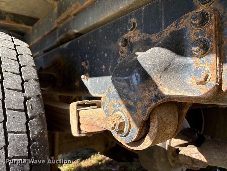 image for item YA1257 2016 Freightliner Business Class M2 forestry bucket truck