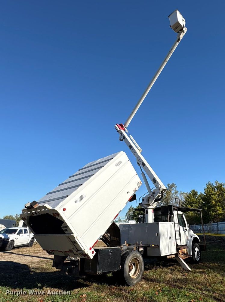 image for item YA1257 2016 Freightliner Business Class M2 forestry bucket truck