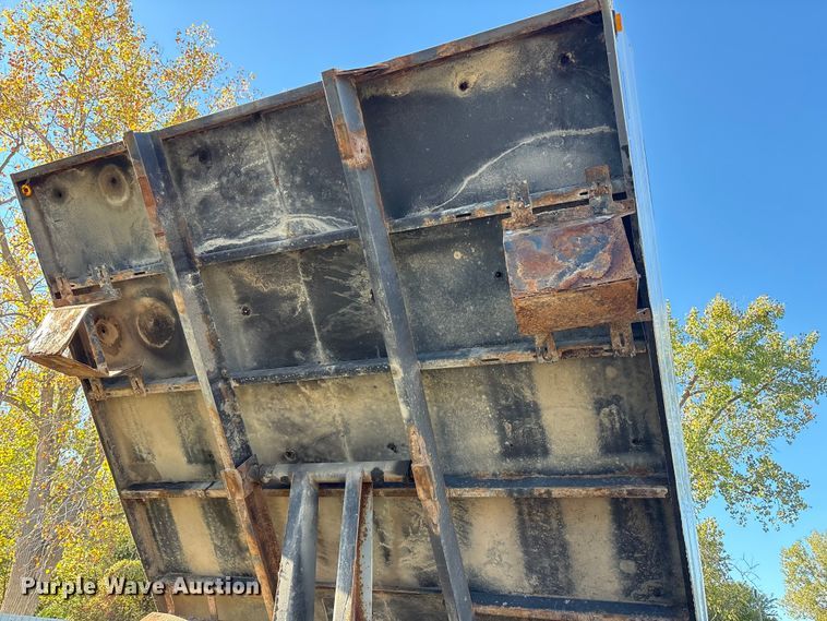 image for item YA1257 2016 Freightliner Business Class M2 forestry bucket truck