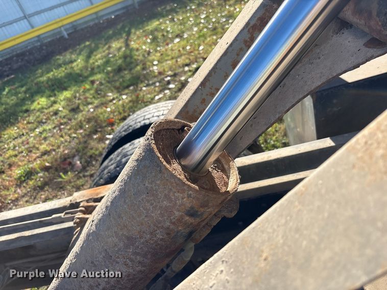 image for item YA1257 2016 Freightliner Business Class M2 forestry bucket truck