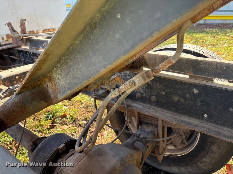 image for item YA1257 2016 Freightliner Business Class M2 forestry bucket truck