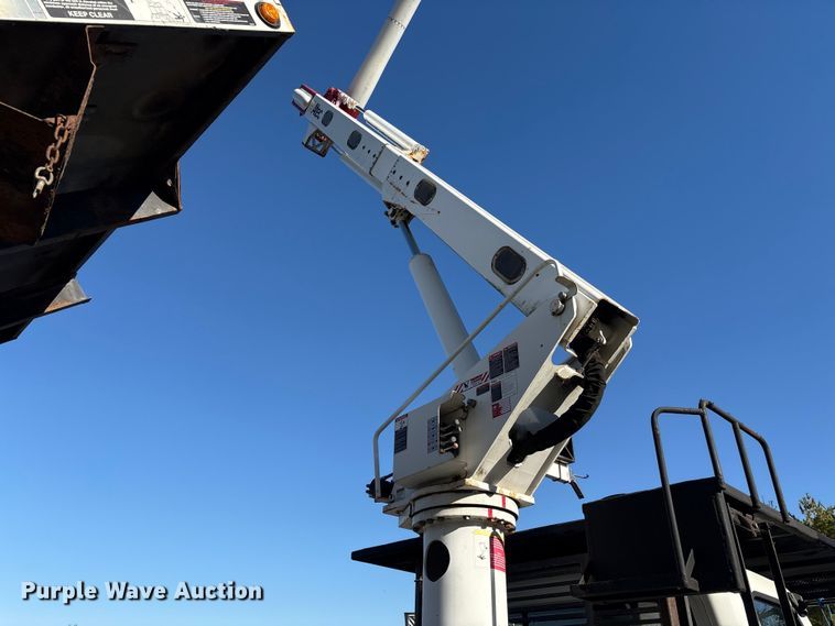 image for item YA1257 2016 Freightliner Business Class M2 forestry bucket truck