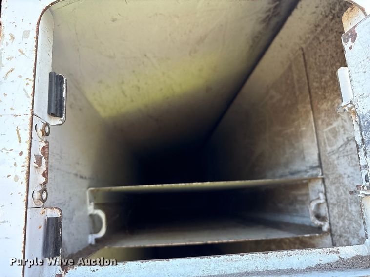 image for item YA1257 2016 Freightliner Business Class M2 forestry bucket truck